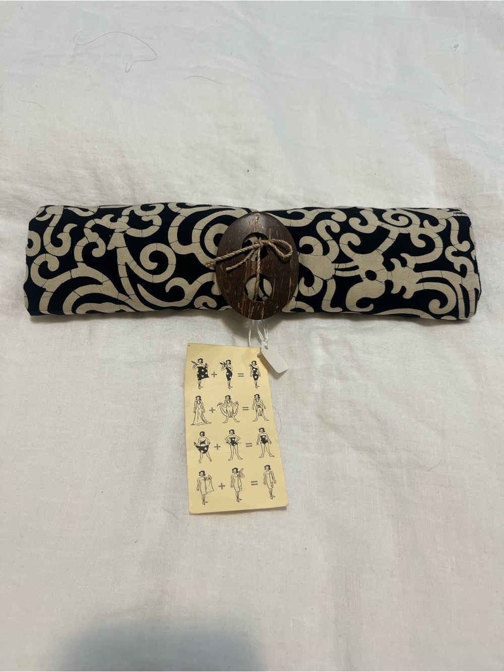 TLC Sarong wrap. Black & Cream Patterned
